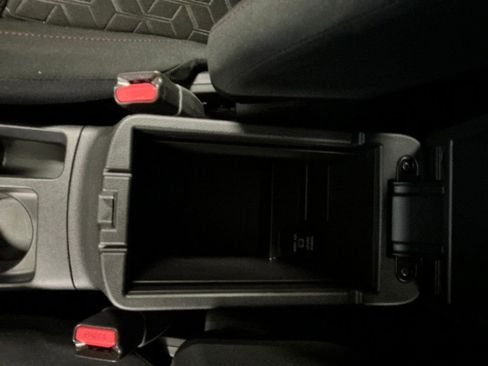 Used 2025 Mitsubishi Outlander Sport LE AWD/4WD image 24