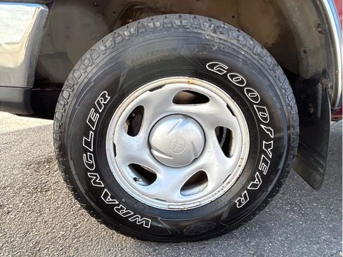 Used 2002 Toyota Tundra SR5 image 21