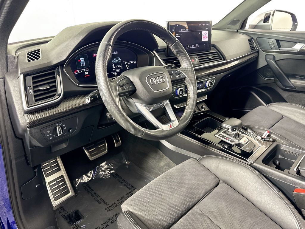 Used 2022 Audi SQ5 Premium Plus w/ Premium Plus Package AWD/4WD image 9