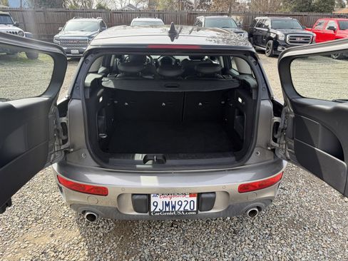 Used 2019 MINI Cooper Clubman S w/ Storage Package image 9