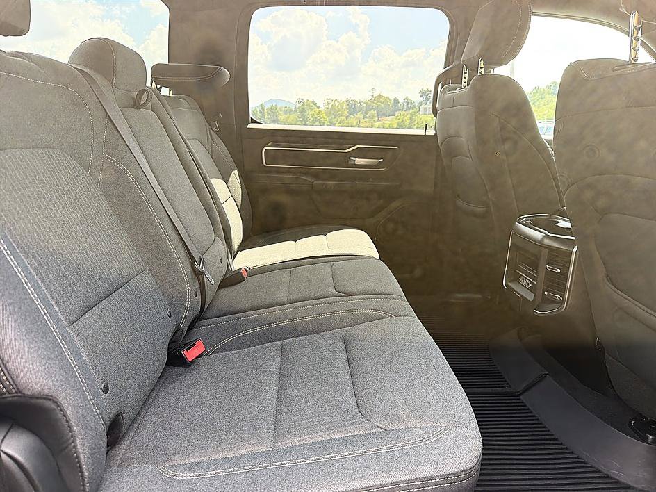 Used 2019 RAM 1500 Big Horn AWD/4WD image 20