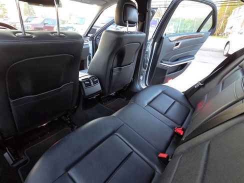 Used 2014 Mercedes-Benz E 350 4MATIC Sedan image 33