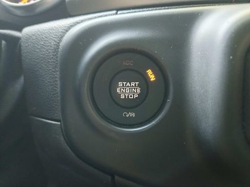 Used 2020 Jeep Wrangler Unlimited Sport S AWD/4WD image 32