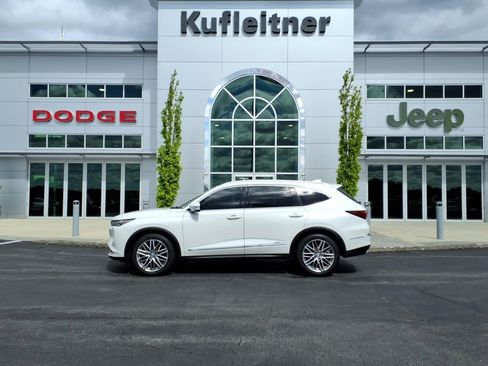 Used 2023 Acura MDX SH-AWD w/ Advance Package image 1