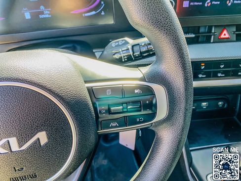 Used 2023 Kia Sportage LX image 22