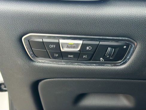 Used 2023 BMW X5 xDrive40i w/ Premium Package image 36