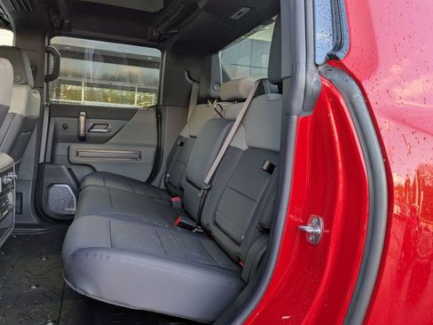 New 2025 GMC Hummer EV 3X image 9