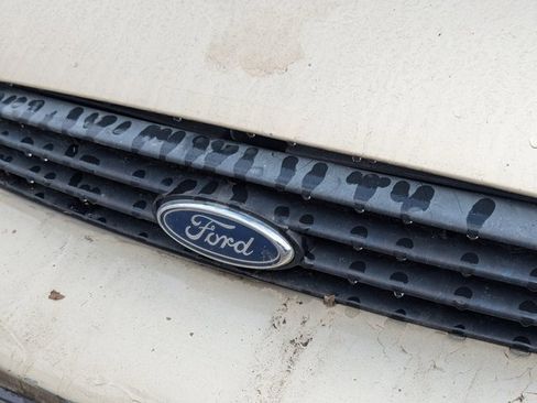 Used 2000 Ford Focus SE image 7