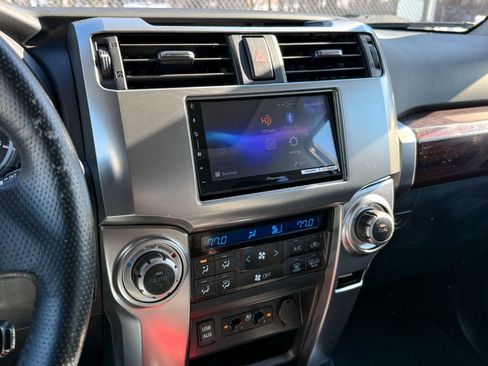 Used 2016 Toyota 4Runner Limited image 17