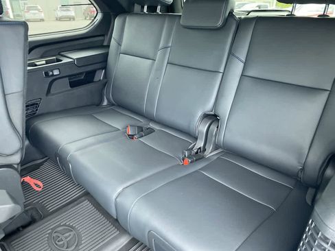 Used 2024 Toyota Sequoia Platinum image 23