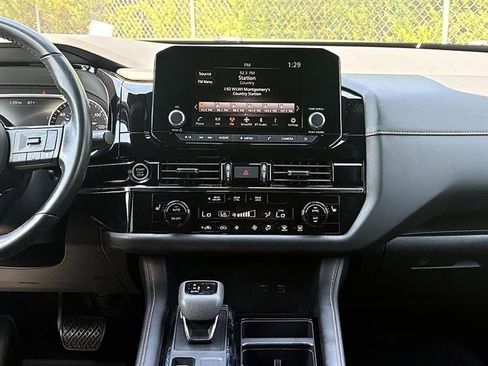 Used 2023 Nissan Pathfinder Rock Creek AWD/4WD image 40
