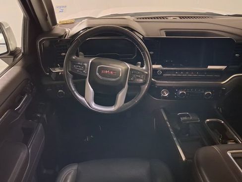 Certified 2022 GMC Sierra 1500 SLT w/ SLT Convenience Package AWD/4WD image 12
