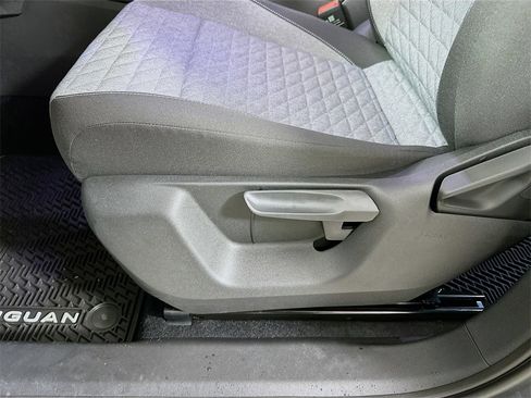 New 2025 Volkswagen Tiguan S image 9