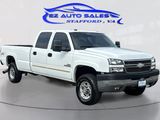 Used 2005 Chevrolet Silverado 2500 LT w/ Heavy-Duty Power Package image 3