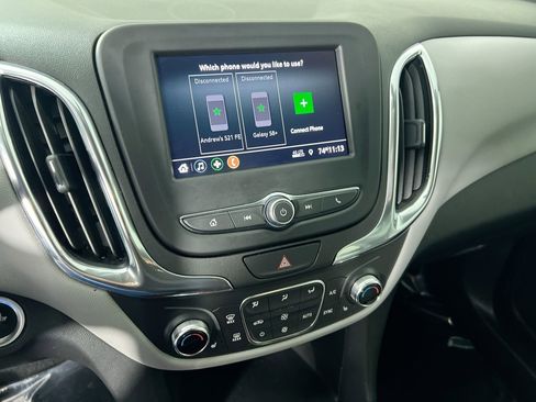 Used 2020 Chevrolet Equinox LT image 25