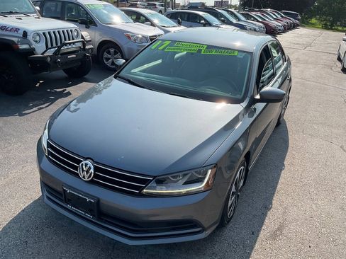 Used 2017 Volkswagen Jetta S w/ Jetta S Cold Weather Package FWD image 23