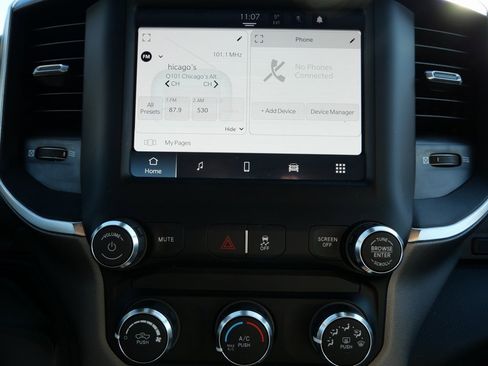 Used 2024 RAM 3500 Big Horn image 22