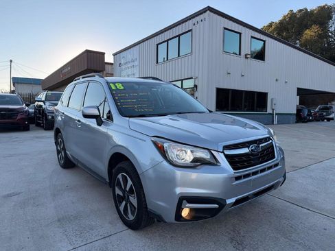 Used 2018 Subaru Forester 2.5i Limited image 1