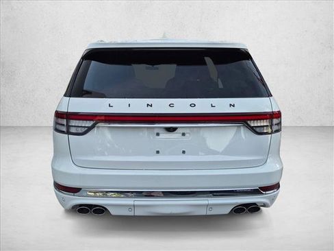 Used 2023 Lincoln Aviator Black Label w/ Dynamic Handling Package AWD/4WD image 6