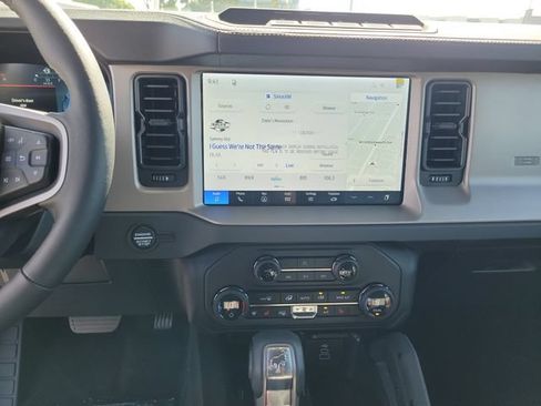 New 2026 Ford Bronco Outer Banks w/ Sasquatch Package AWD/4WD image 25