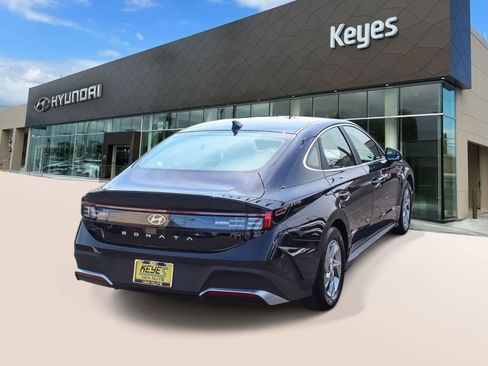 Certified 2025 Hyundai Sonata SE image 4