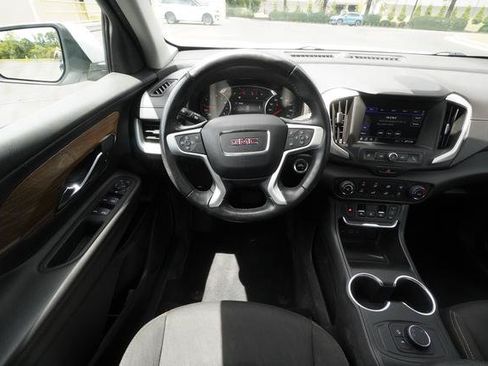 Used 2020 GMC Terrain SLE AWD/4WD image 13