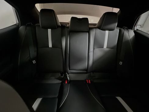 Used 2025 Toyota Camry SE w/ Convenience Package image 33