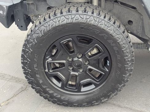 Used 2015 Jeep Wrangler Sport image 10