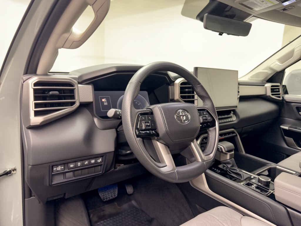 Used 2024 Toyota Tundra Limited AWD/4WD image 4