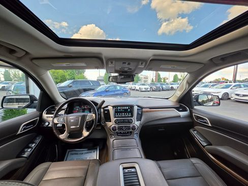 Used 2020 GMC Yukon Denali w/ Denali Ultimate Package AWD/4WD image 16