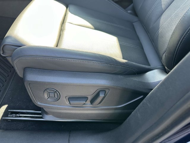 Used 2025 Audi Q5 Premium Plus w/ Premium Plus AWD/4WD image 26