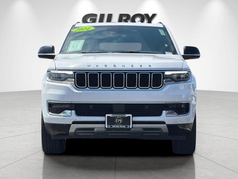 Used 2024 Jeep Wagoneer L Series II w/ Flexible Seating Group AWD/4WD image 9