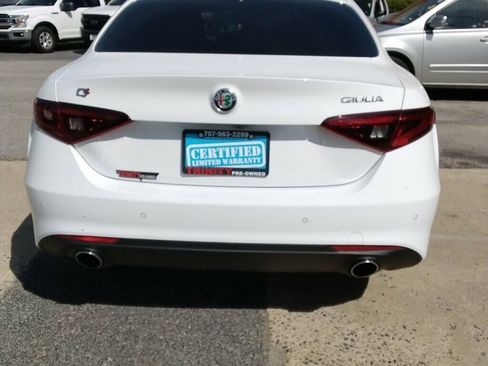 Used 2017 Alfa Romeo Giulia AWD w/ Cold Weather Package image 3