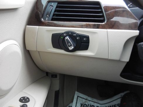 Used 2009 BMW 328i xDrive Coupe AWD/4WD image 38