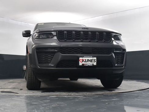 New 2026 Jeep Grand Cherokee L 4WD image 50