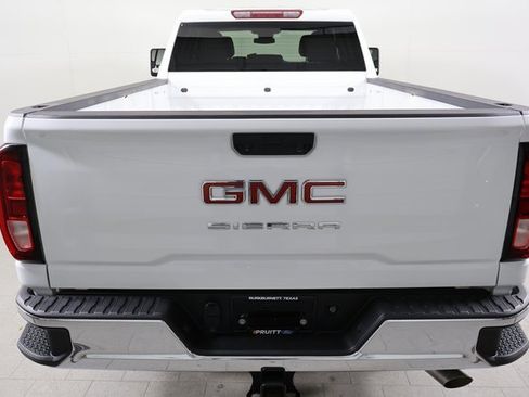 Used 2025 GMC Sierra 2500 Pro w/ Convenience Package image 6