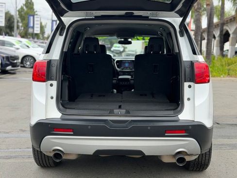 Used 2018 GMC Acadia SLT FWD image 16