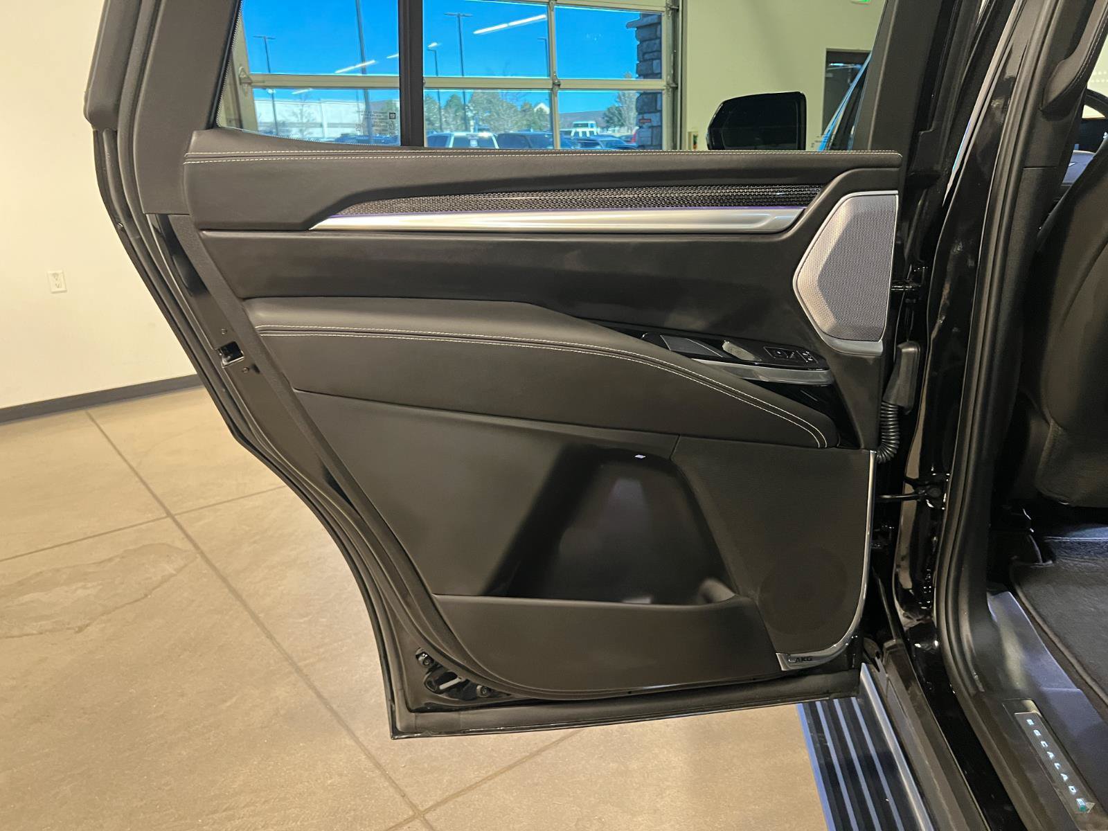 Used 2026 Cadillac Escalade V AWD/4WD image 36