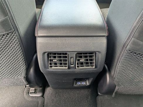 Used 2024 Toyota 4Runner TRD Off-Road image 29