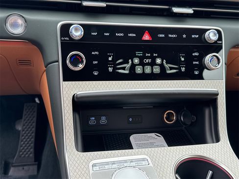 New 2026 Genesis GV80 2.5T Prestige image 32