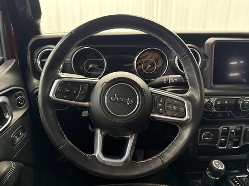 Used 2021 Jeep Gladiator Overland w/ Popular Equipment Package AWD/4WD image 16