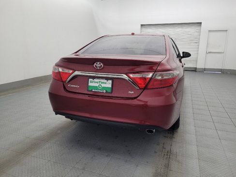 Used 2017 Toyota Camry SE image 7
