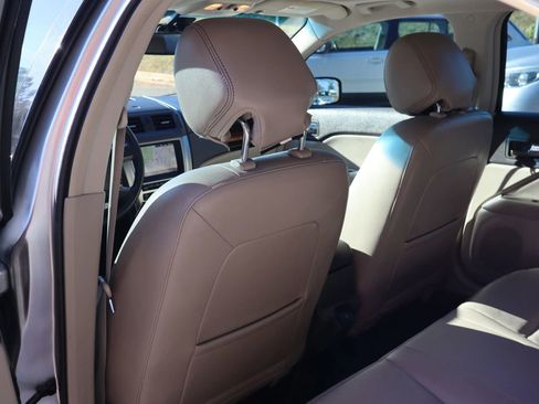 Used 2012 Ford Fusion Hybrid image 15