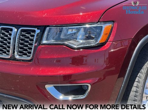 Used 2018 Jeep Grand Cherokee Laredo RWD image 8