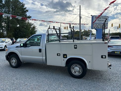 Used 2015 Ford F250 XL image 2