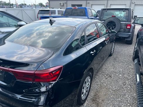 Used 2024 Kia Forte LX FWD image 12