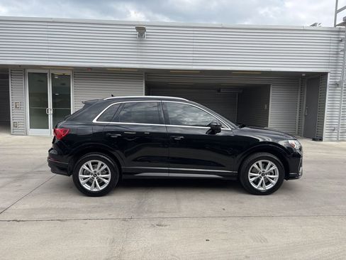 Used 2022 Audi Q3 2.0T Premium Plus image 3