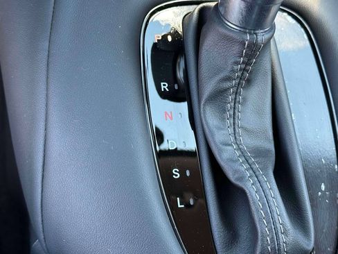 Certified 2024 Honda HR-V LX image 24