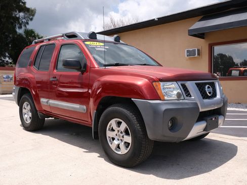Used 2015 Nissan Xterra PRO-4X AWD/4WD image 3