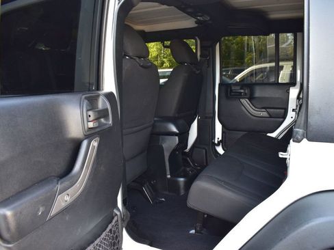 Used 2016 Jeep Wrangler Unlimited Sport w/ Quick Order Package 24S AWD/4WD image 23